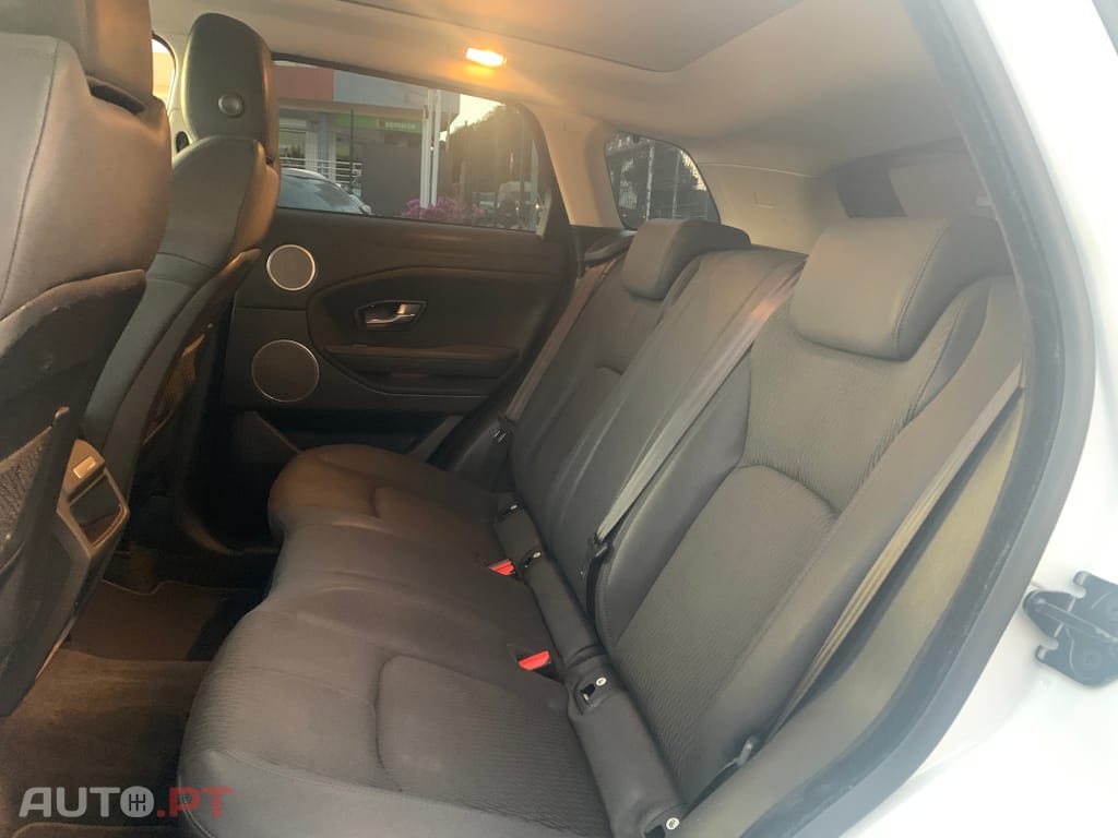 Land Rover Evoque 2.0 eD4 SE Dynamic