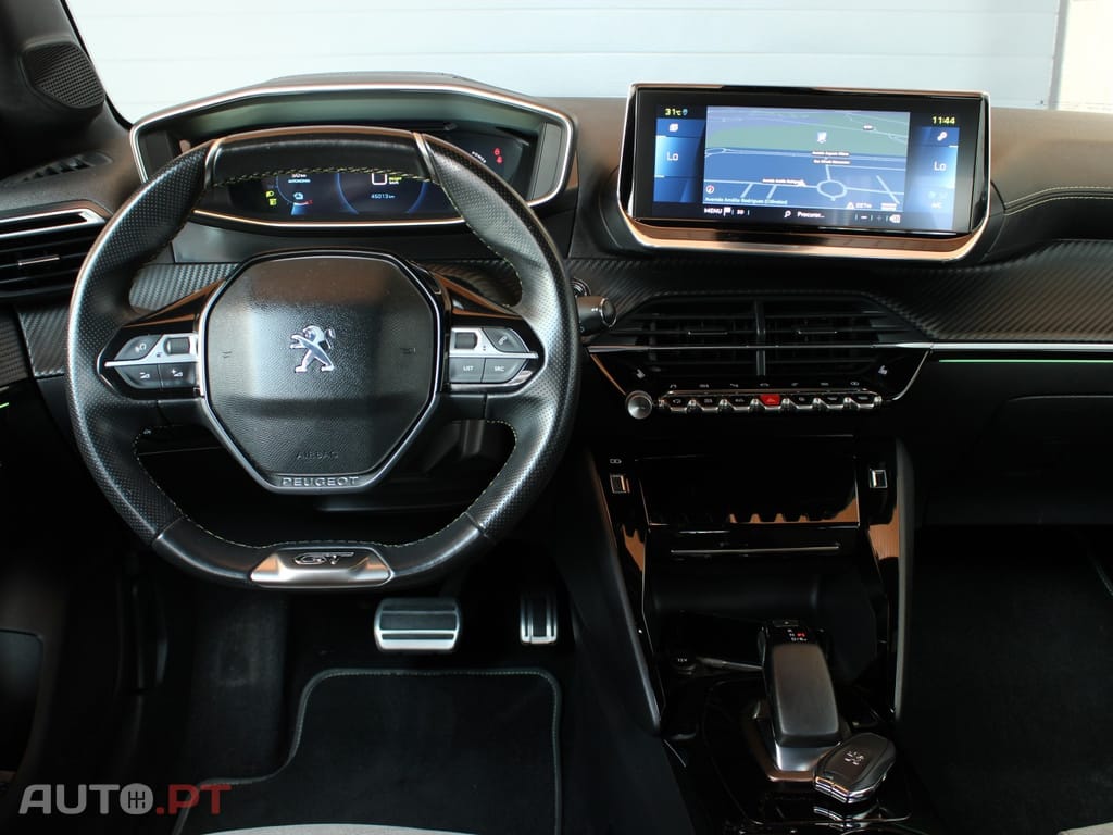 Peugeot E-208 50 kWh GT Pack