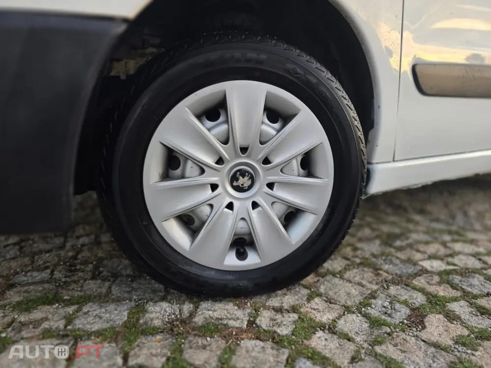 Peugeot Expert 1.6 HDi L2H1 Semi-Vidrado
