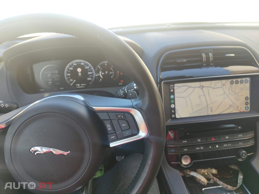 Jaguar F-Pace 2.0D Portfolio Automatico (Classe 1)