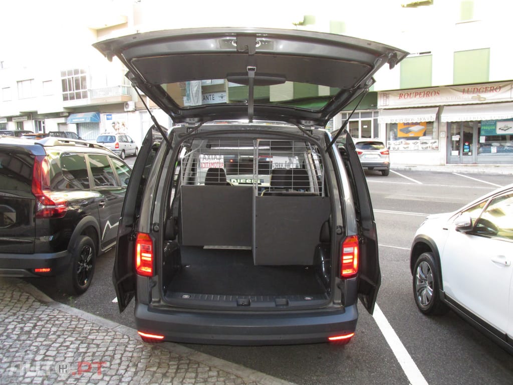 Volkswagen Caddy KingCab 2.0 TDI Business DSG