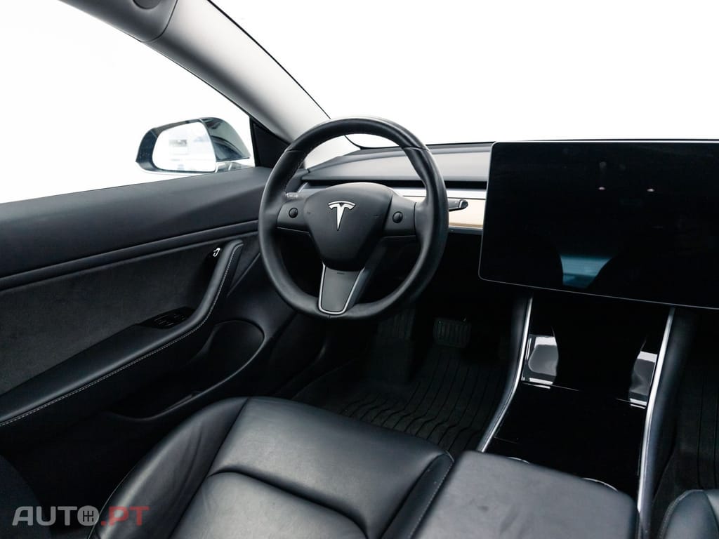 Tesla Model 3 Standard RWD Plus