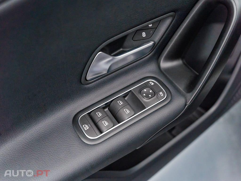 Mercedes-Benz A 200 d