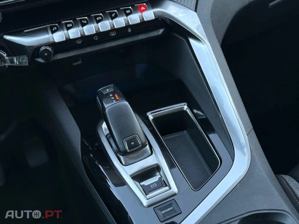 Peugeot 3008 1.5 BlueHDi Active Pack EAT8