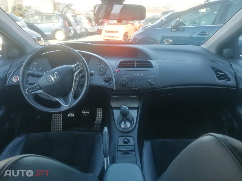 Honda Civic 1.4 i-VTEC Sport Edition