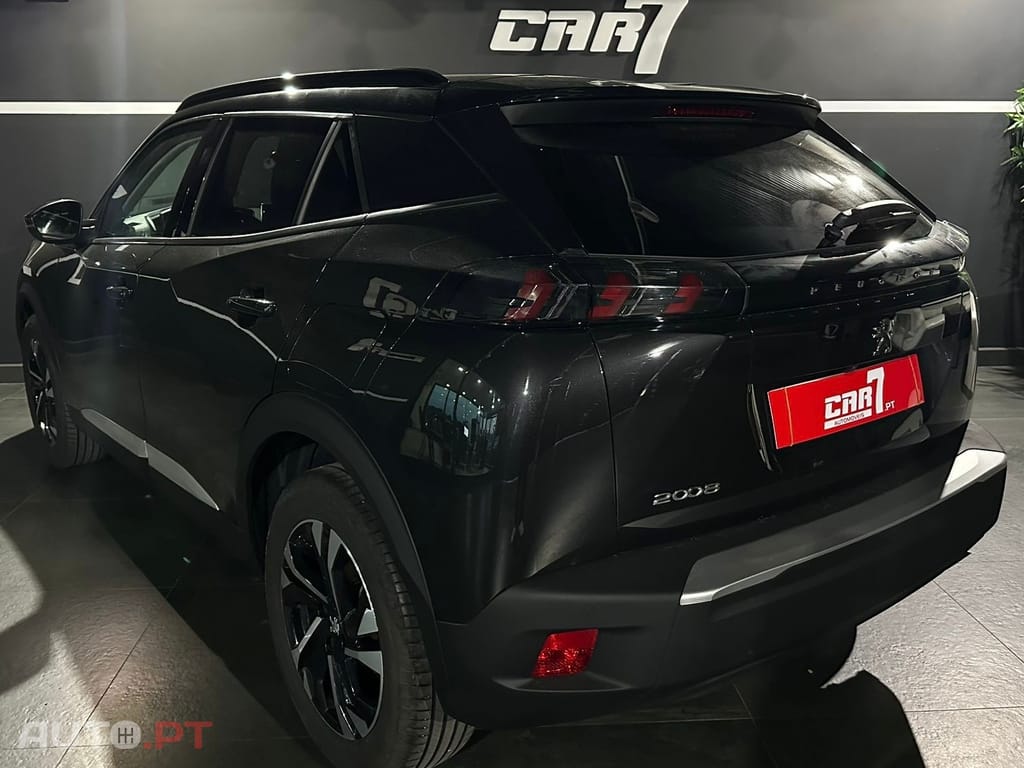 Peugeot 2008 PureTech 100 Allure