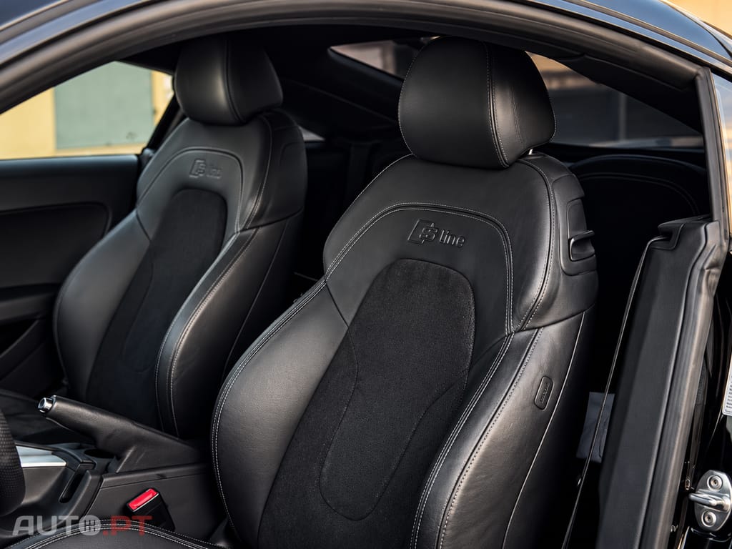 Audi TT 2.0 TFSI S-tronic s-line