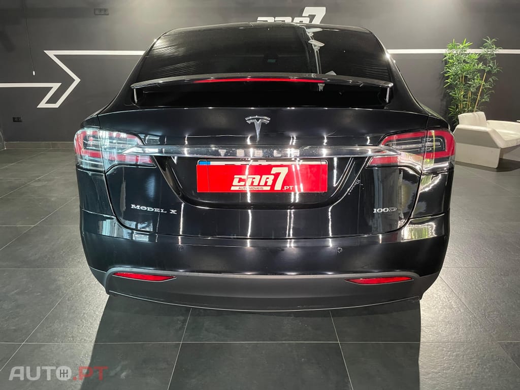 Tesla Model X 100D