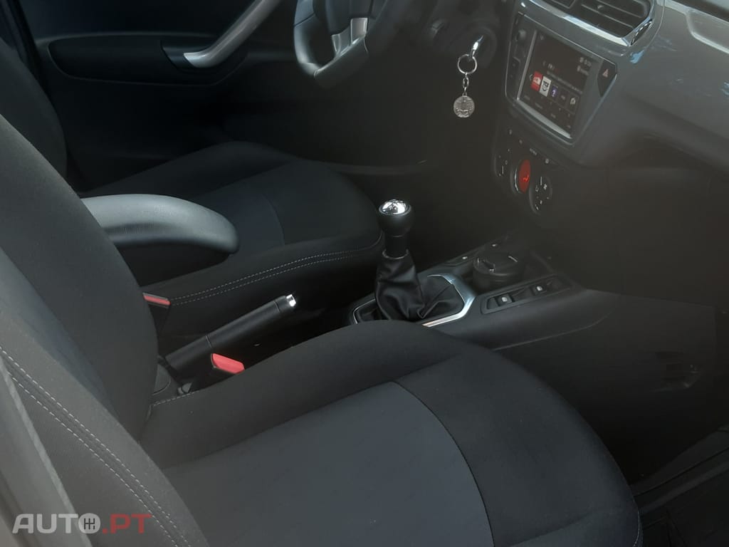 Citroen C-Elysée 1.2 PureTech Shine