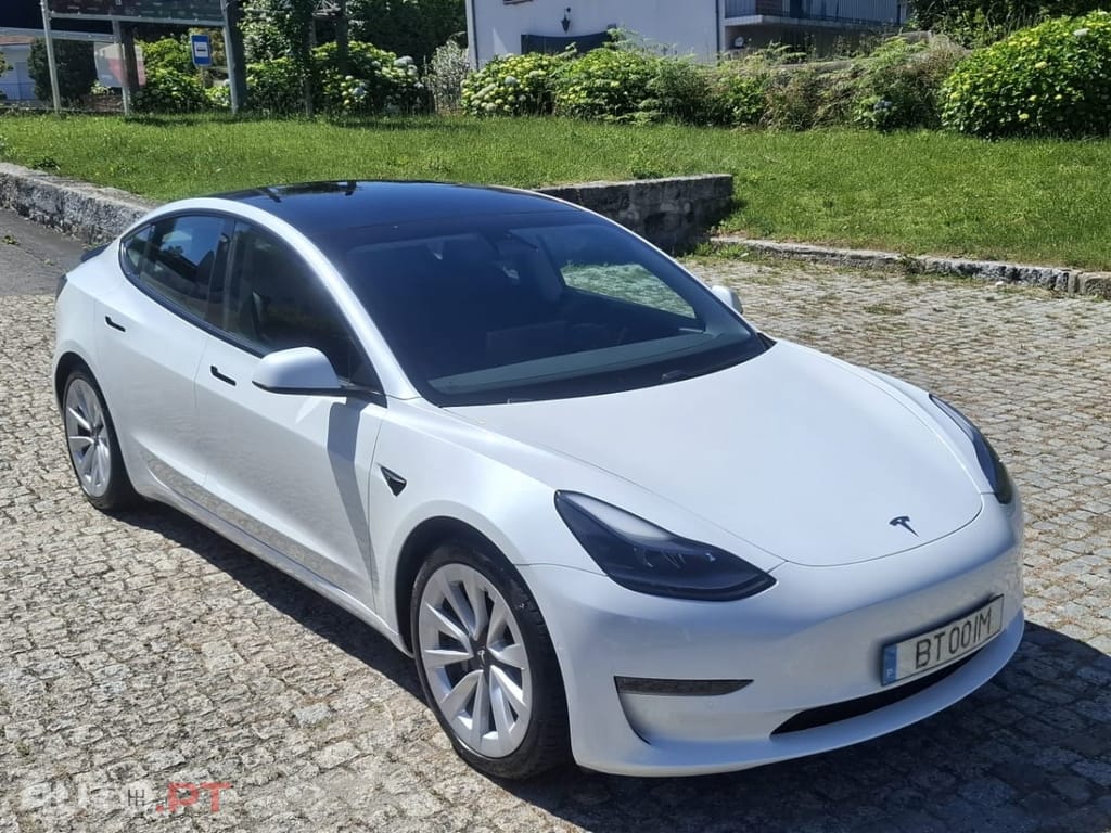 Tesla Model 3 Long Range AWD Dual Motor