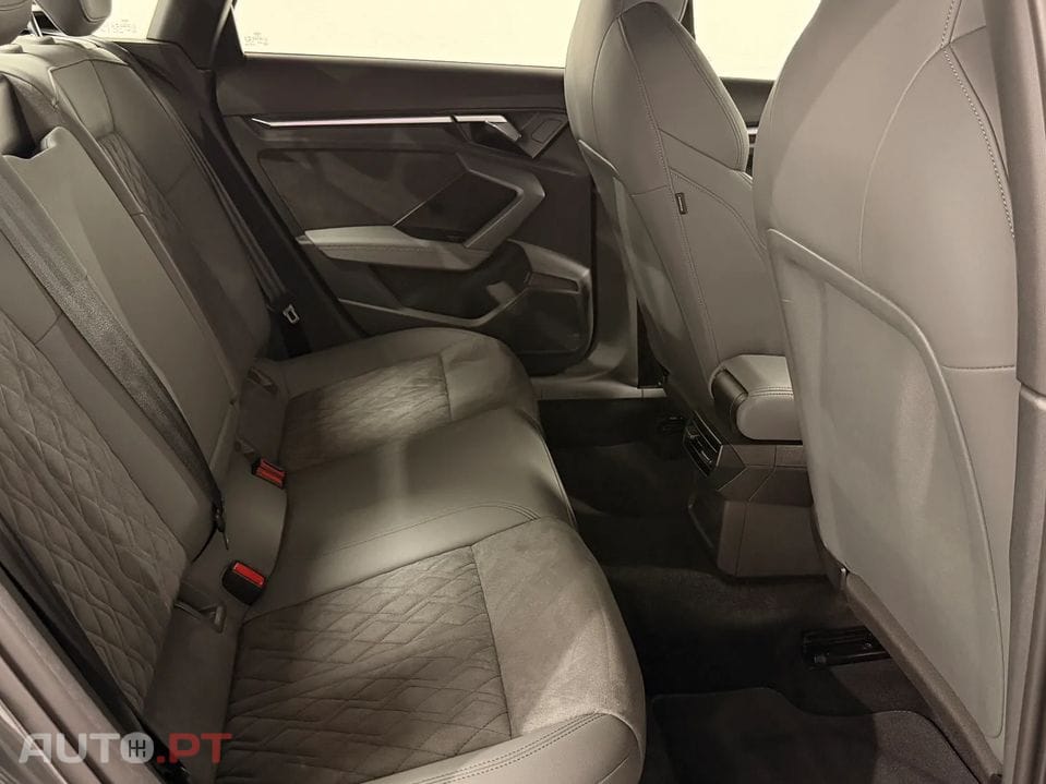 Audi A3 30 TDI S line