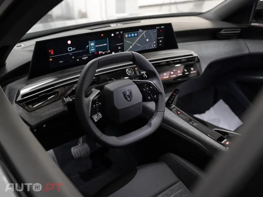 Peugeot 3008 1.2 Hybrid Allure e-DCS6