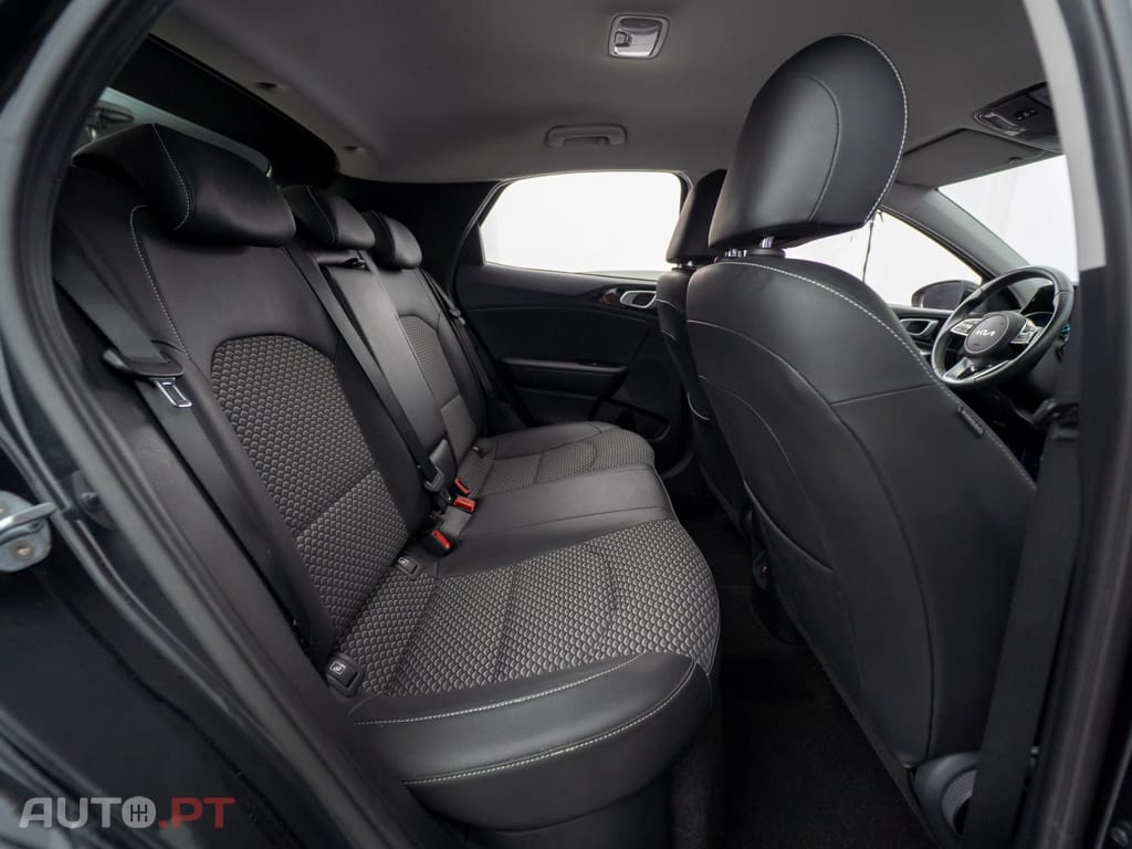 Kia Xceed 1.6 GDi PHEV Drive