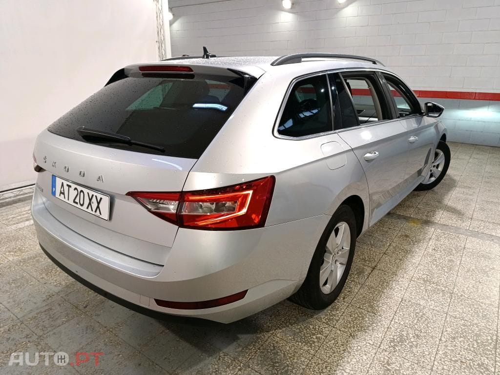 Skoda Superb Break 2.0 TDI Ambition DSG