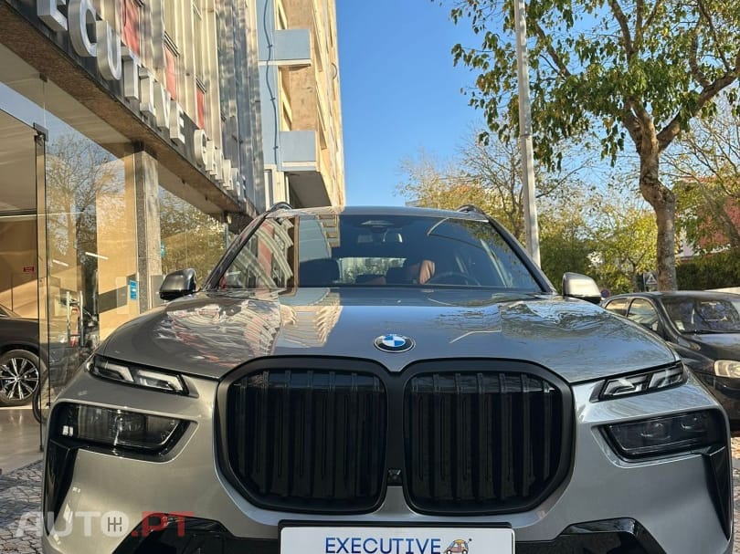 BMW X7 40 d xDrive Pack M Desportivo