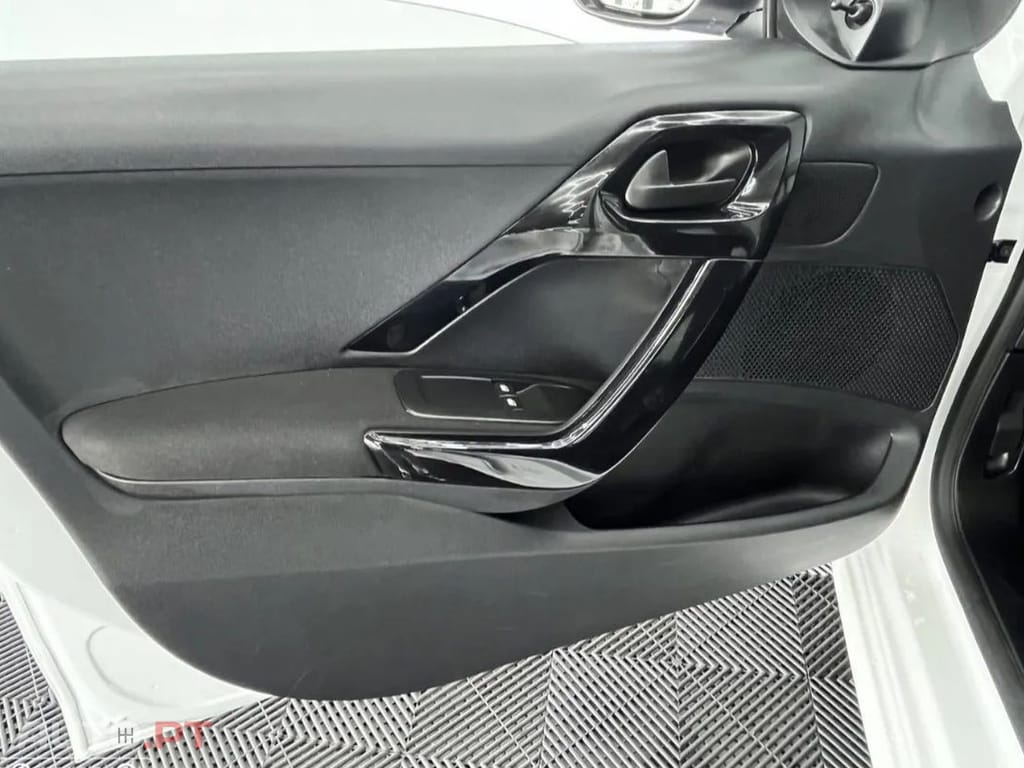 Peugeot 208 1.6 BlueHDi Active