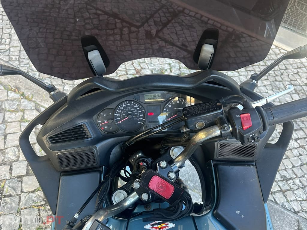 Honda Deauville NT700v
