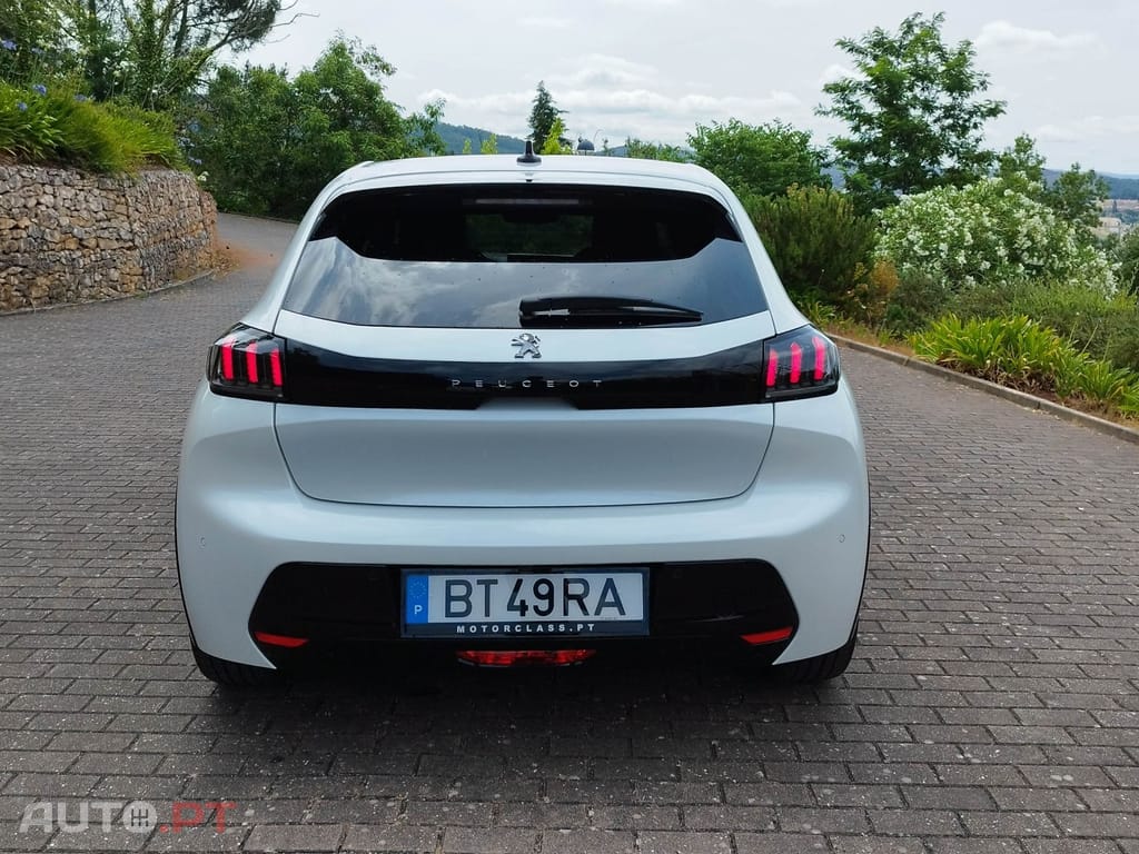 Peugeot E-208 50 kWh GT