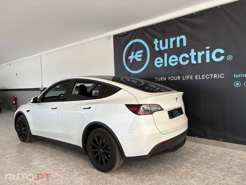 Tesla Model Y Long Range Tração Integral