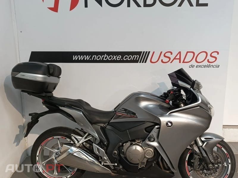Honda VFR F