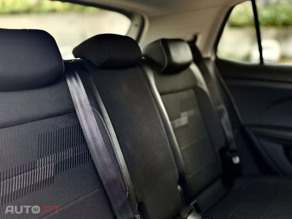 Volkswagen T-Cross 1.0 TSI