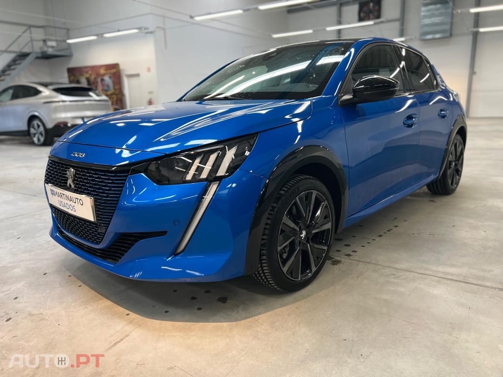 Peugeot E-208 50 kWh GT