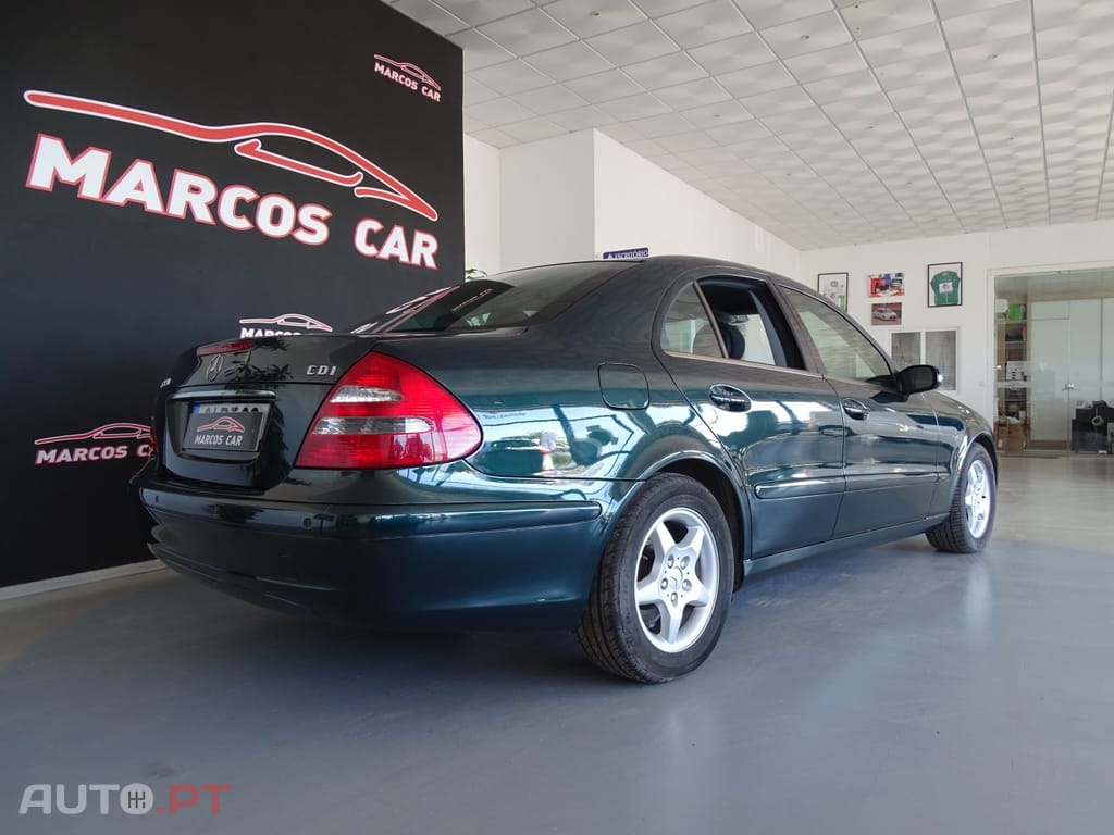 Mercedes-Benz E 220 CDI Avantgarde