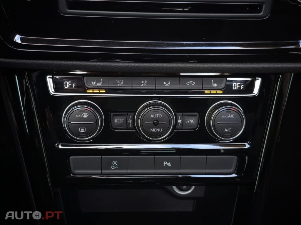 Volkswagen Touran 1.6 TDI Blue.Hig.DSG 5L