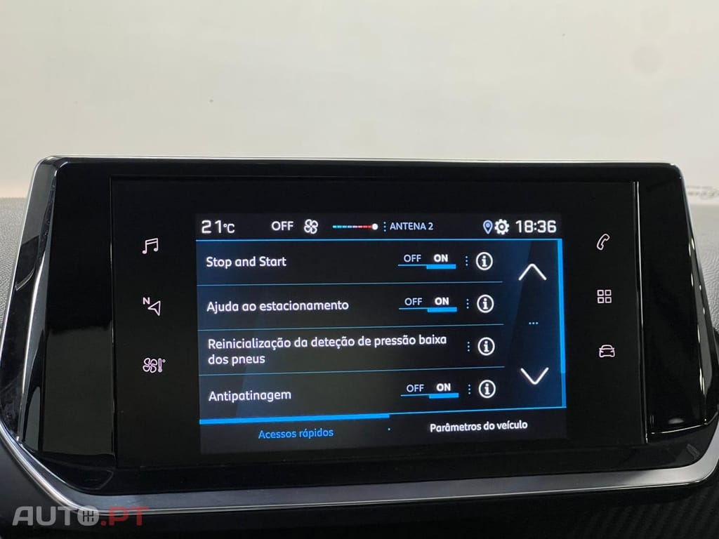 Peugeot 208  1.2 PureTech SE Style