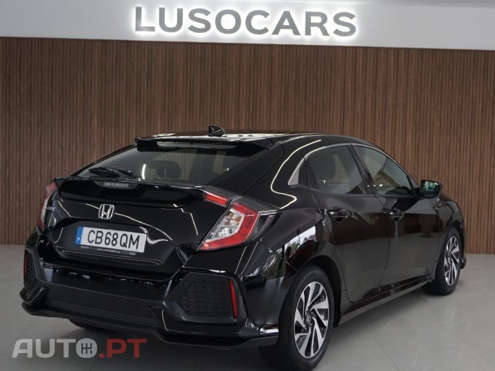 Honda Civic 1.0 i-VTEC Elegance