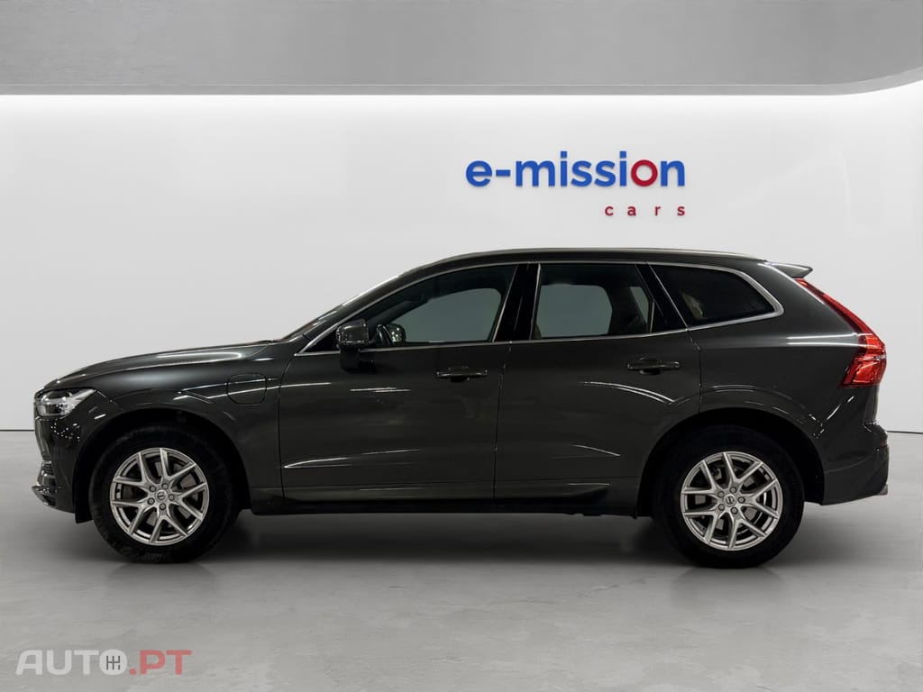 Volvo XC60 2.0 T8 PHEV Momentum AWD
