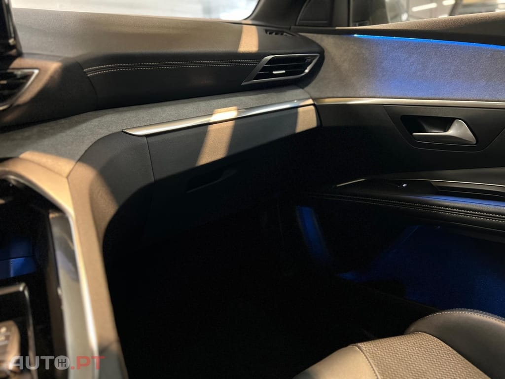 Peugeot 3008 1.6 Hybrid GT Pack e-EAT8