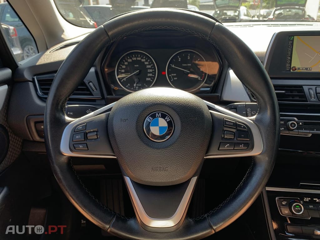 BMW 216 d Advantage