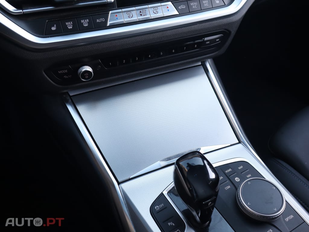 BMW 330 e Touring Pack M Auto