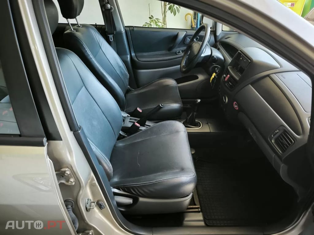 Suzuki Liana 1.3 GL Exclusive