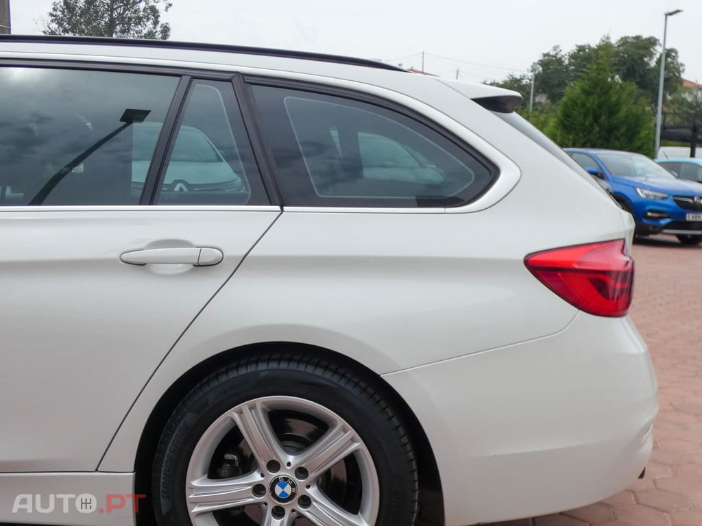 BMW 318 d Touring Auto