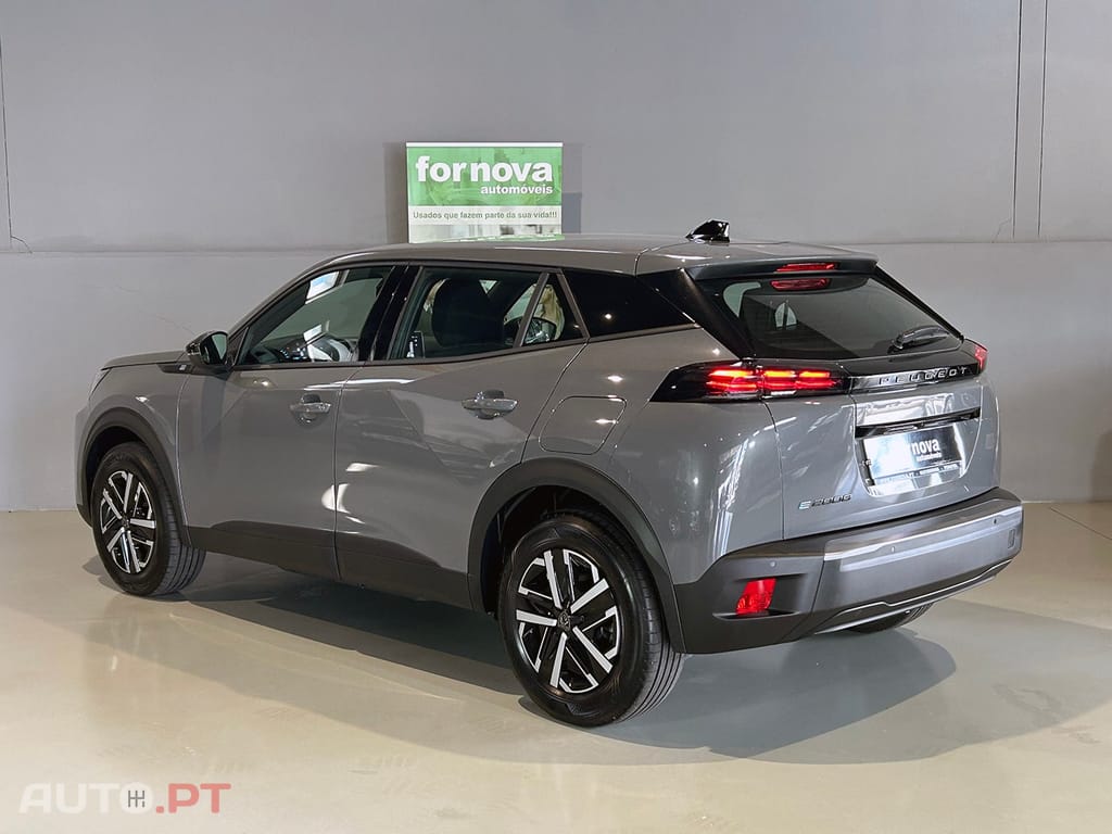 Peugeot E-2008 54 kWh Active