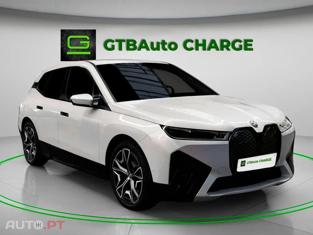 BMW iX xDrive40 I.V.A DEDUTÍVEL 