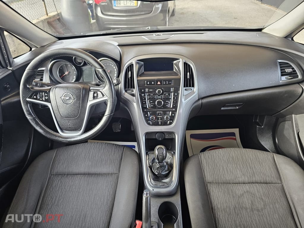 Opel Astra 1.3 CDTi Selection S/S