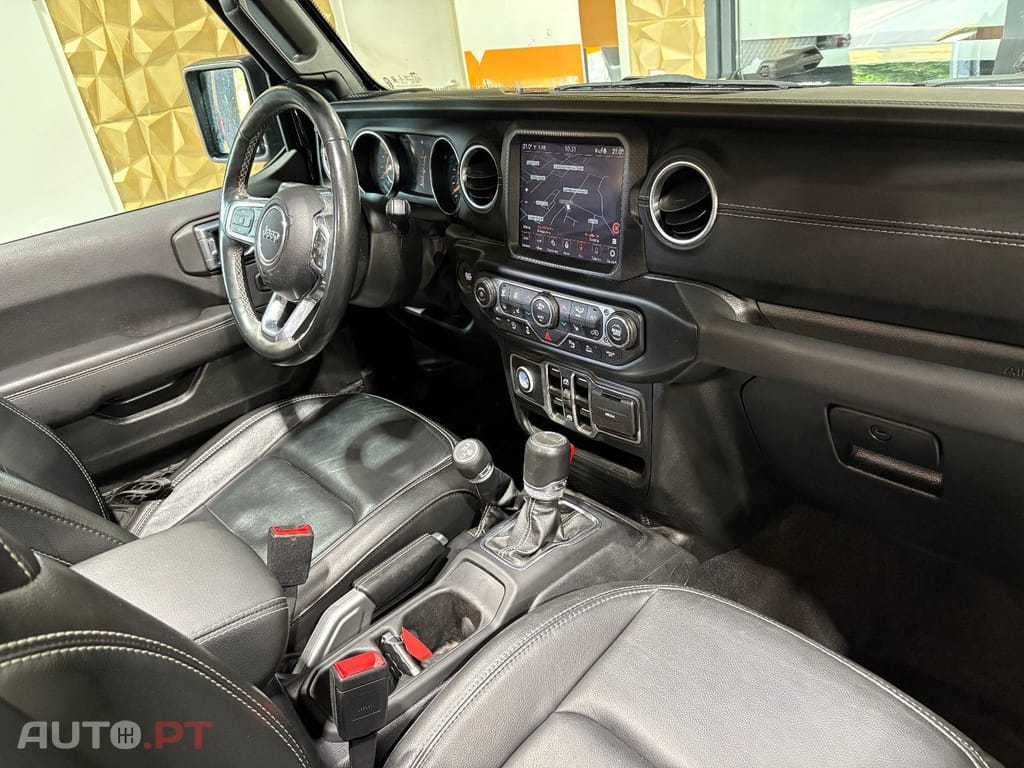 Jeep Gladiator 3.0 CRD Overland AT8