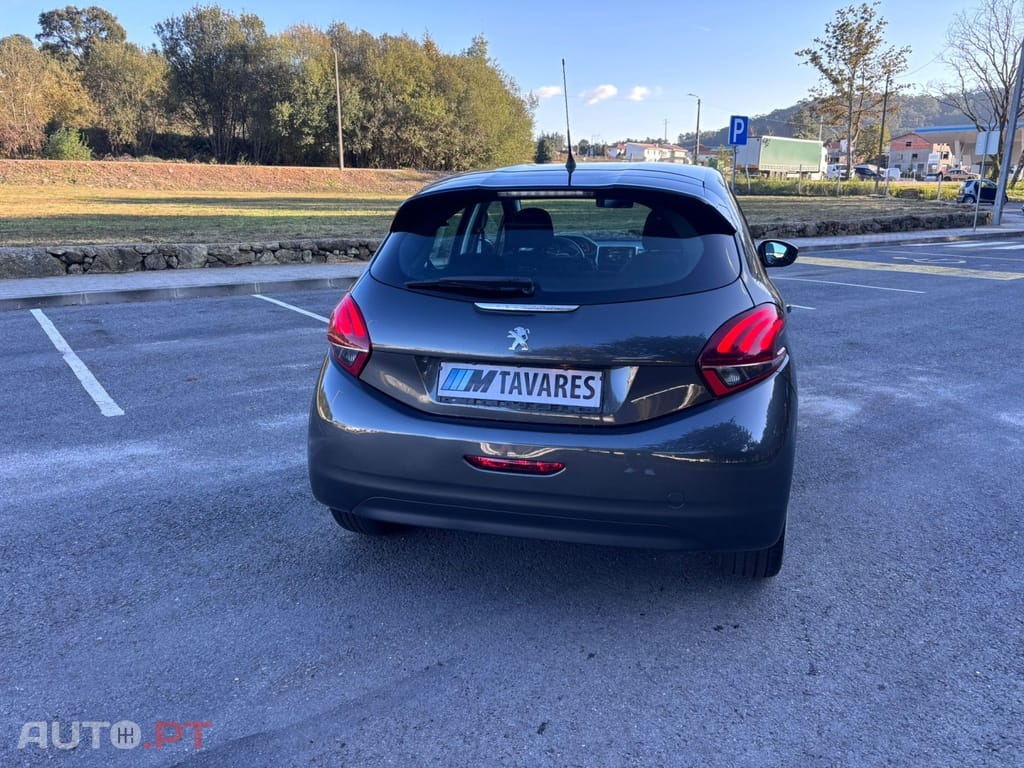Peugeot 208 1.6 BlueHDi Allure
