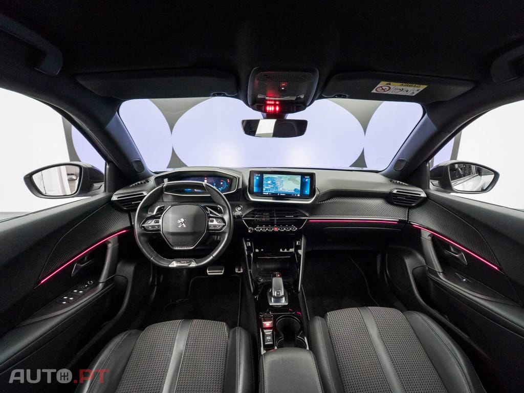 Peugeot 2008 1.2 PureTech GT Line EAT8