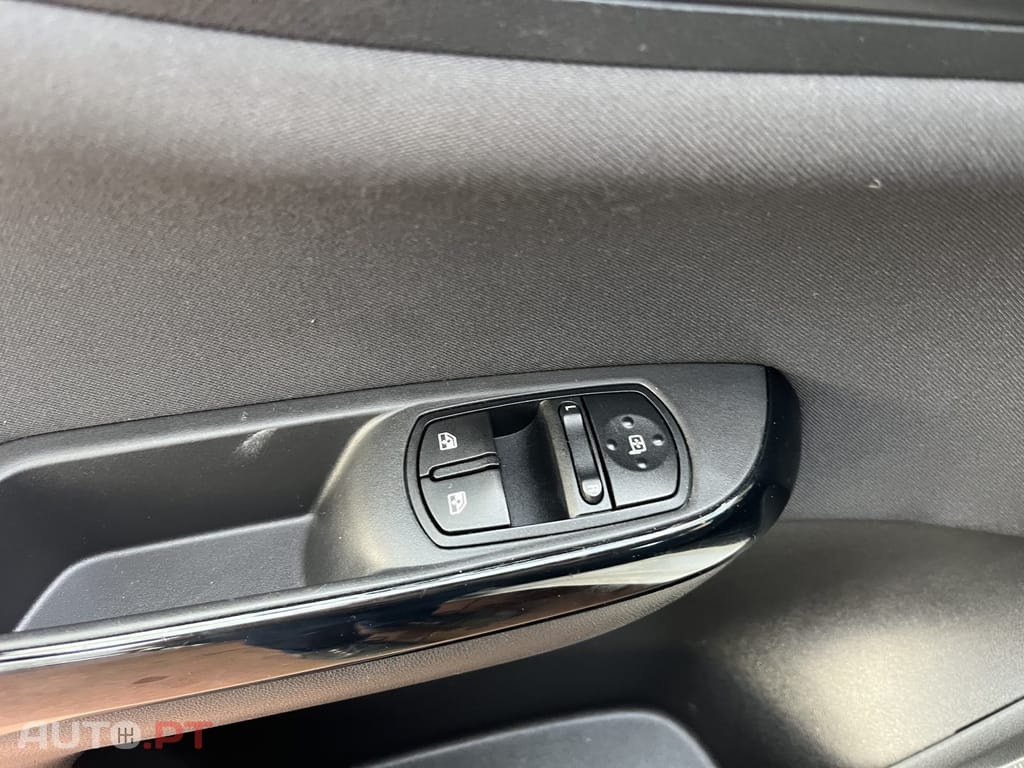 Opel Corsa 1.2 Enjoy