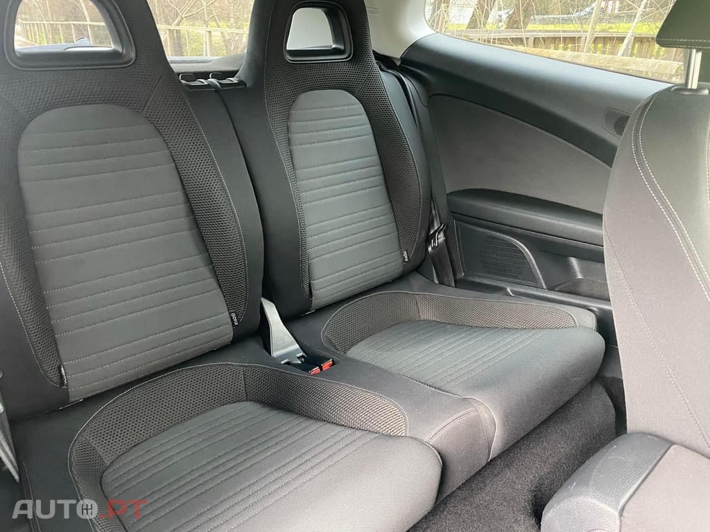 Volkswagen Scirocco 2.0 TDI Sport