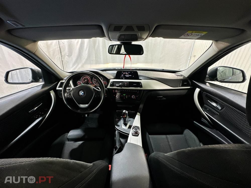 BMW 318 d Line Sport Shadow Auto