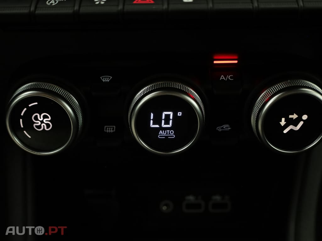 Renault Captur Captur 1.0 TCe Techno Bi-Fuel