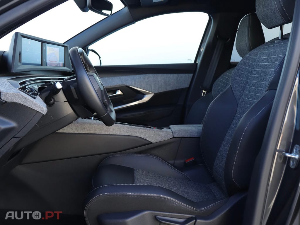 Peugeot 3008 1.2 Hybrid Allure e-DCS6