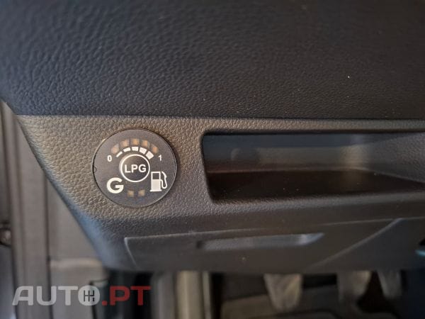 Renault Clio TCe 100 Bi-Fuel Techno