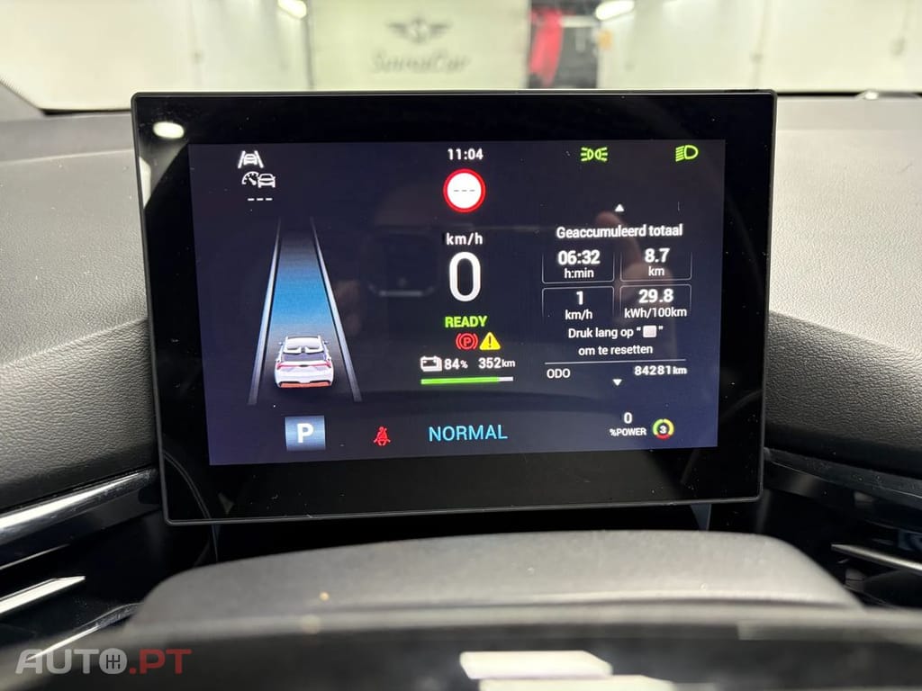 MG MG4 64 kWh Luxury