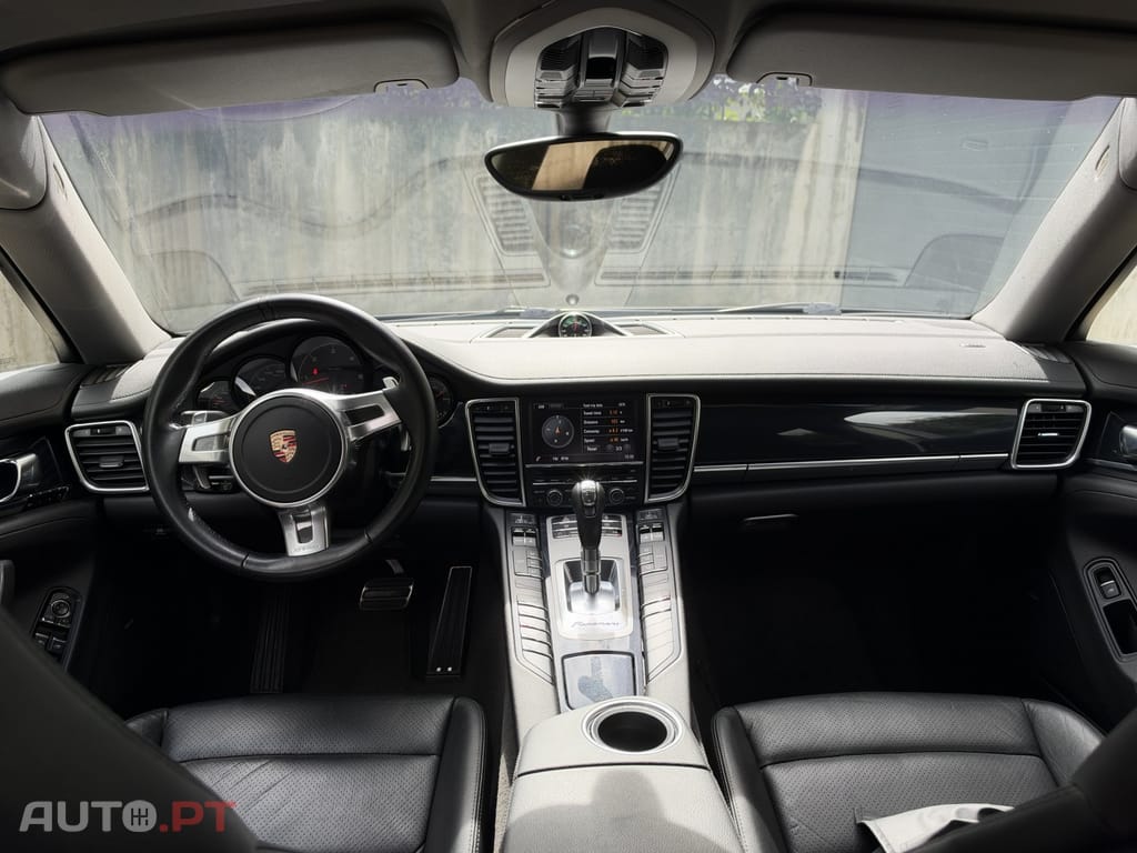 Porsche Panamera Platinum Edition